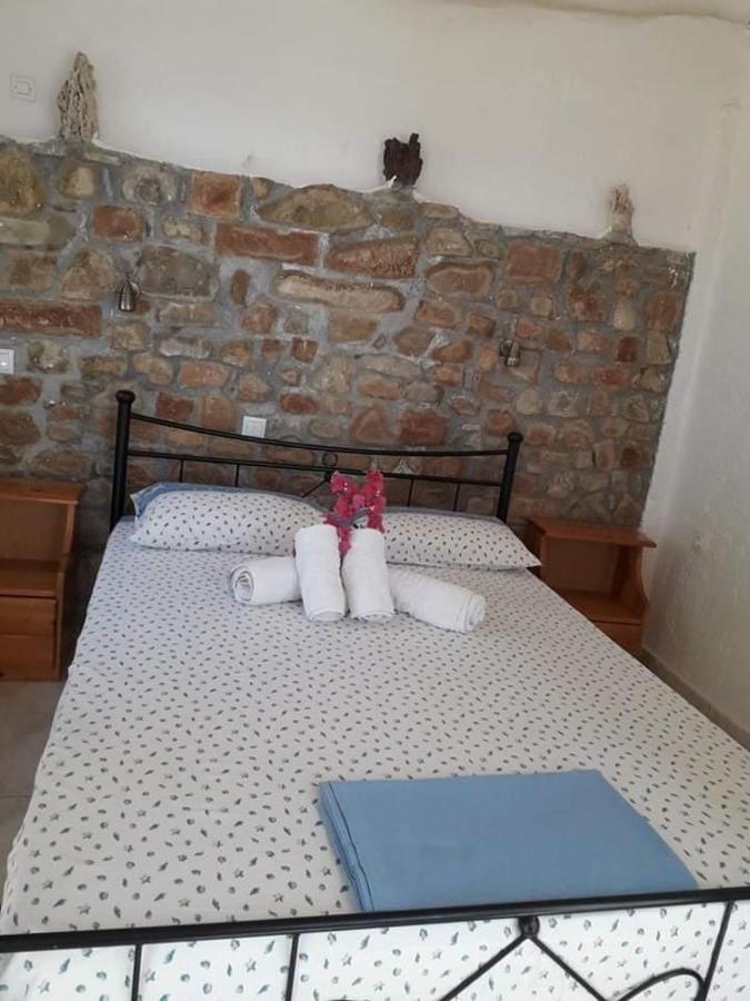 Giota & Antonia Apartments Koroni  Bagian luar foto