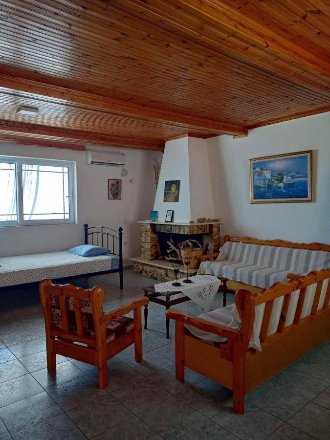 Giota & Antonia Apartments Koroni  Bagian luar foto