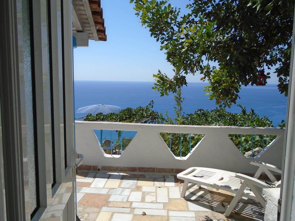 Giota & Antonia Apartments Koroni  Bagian luar foto